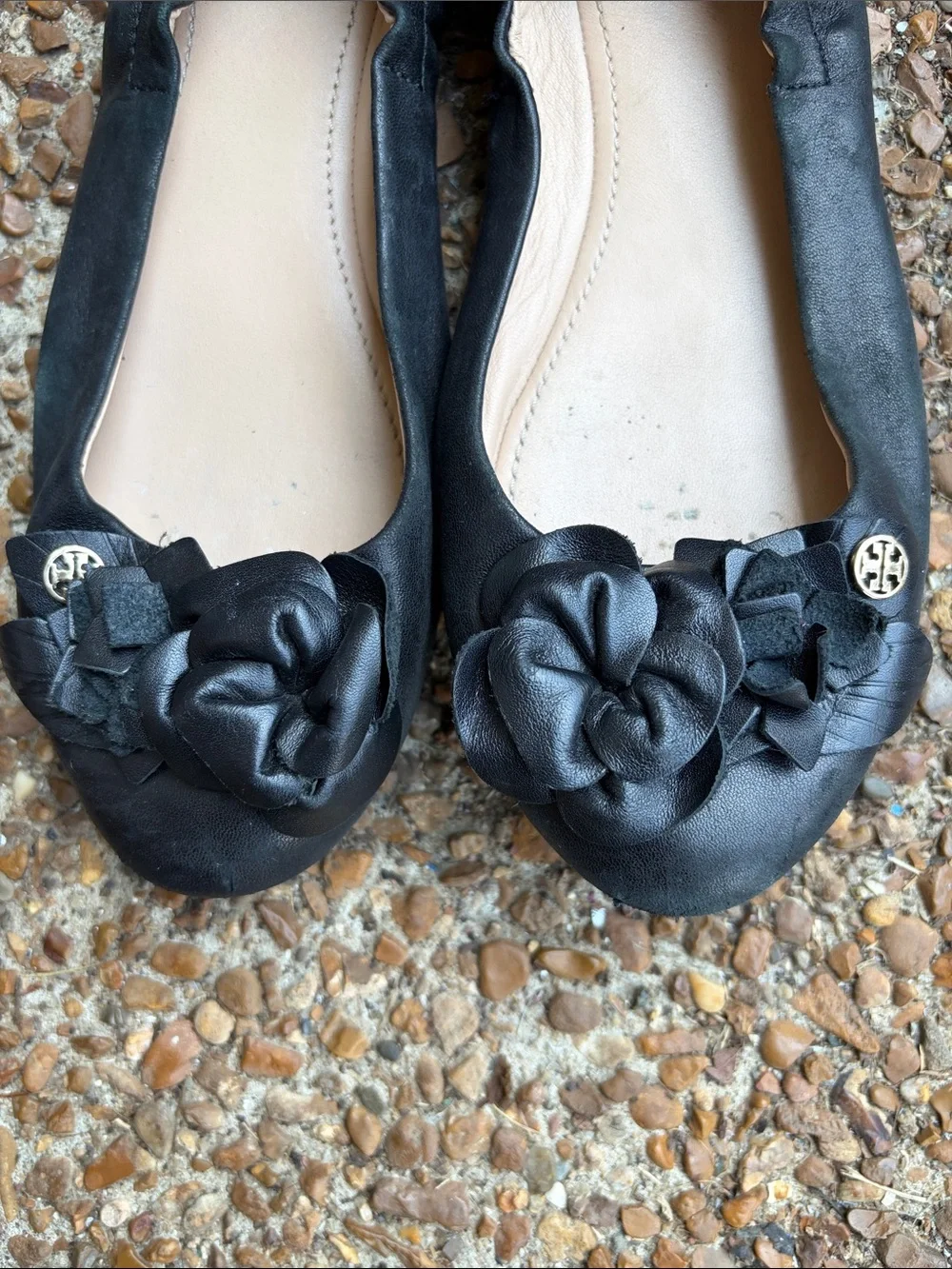 Tory Burch Black Leather Flower Ballet Flats with Logo Accent